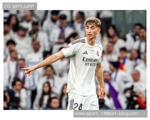 阿森西奥状态回暖成为皇马后卫中的佼佼者 阿森西奥状态回暖成为皇马后卫中的佼佼者